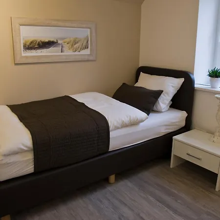 Sunrise Apartment *